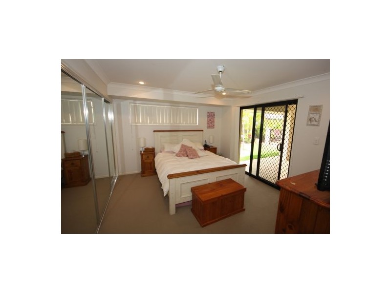 16 Burrows St, Sippy Downs QLD 4556