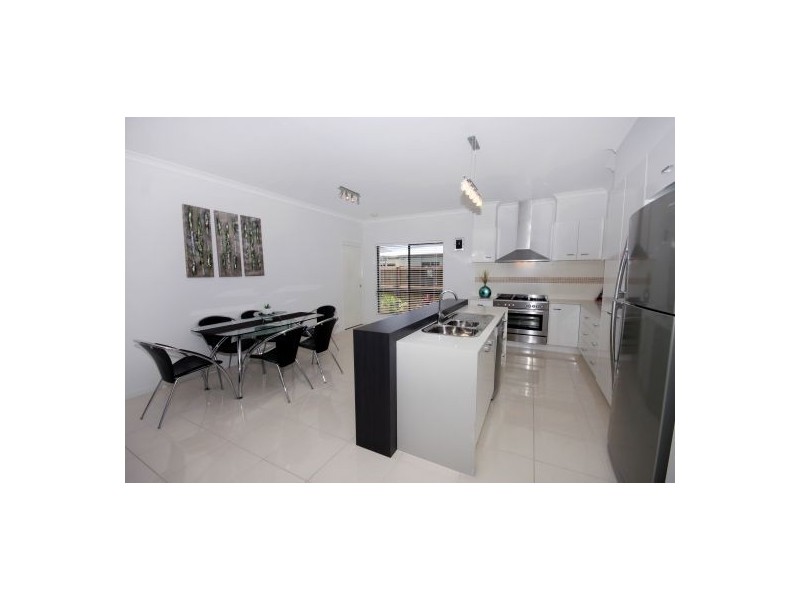 11 Ellis Pl, Mountain Creek QLD 4557