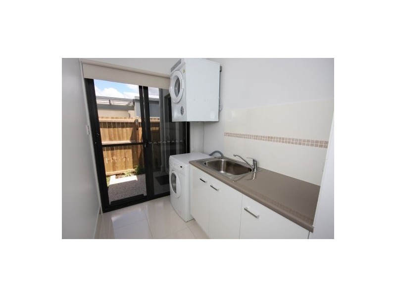 11 Ellis Pl, Mountain Creek QLD 4557