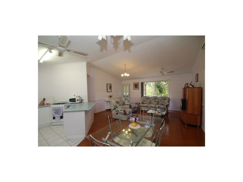 4 Leafy Lane, Mooloolah Valley QLD 4553
