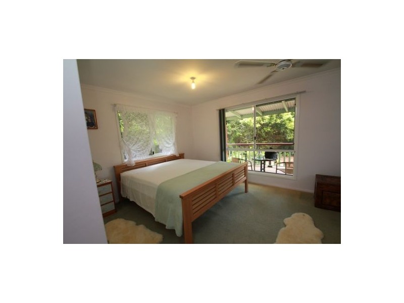 4 Leafy Lane, Mooloolah Valley QLD 4553