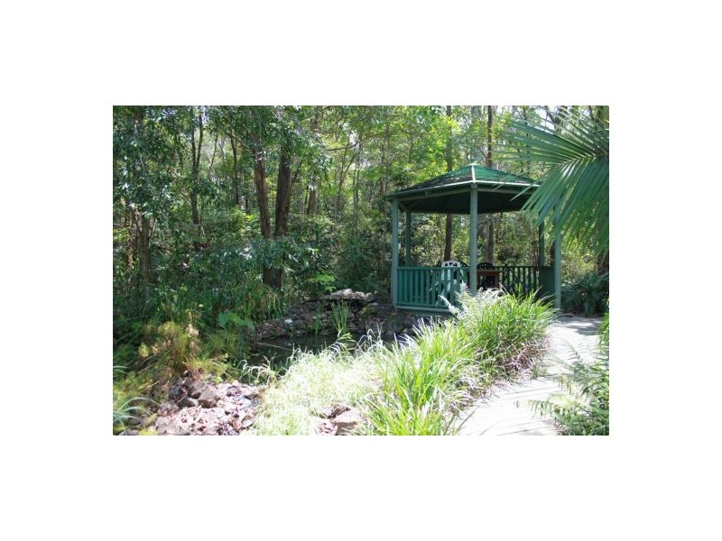 4 Leafy Lane, Mooloolah Valley QLD 4553
