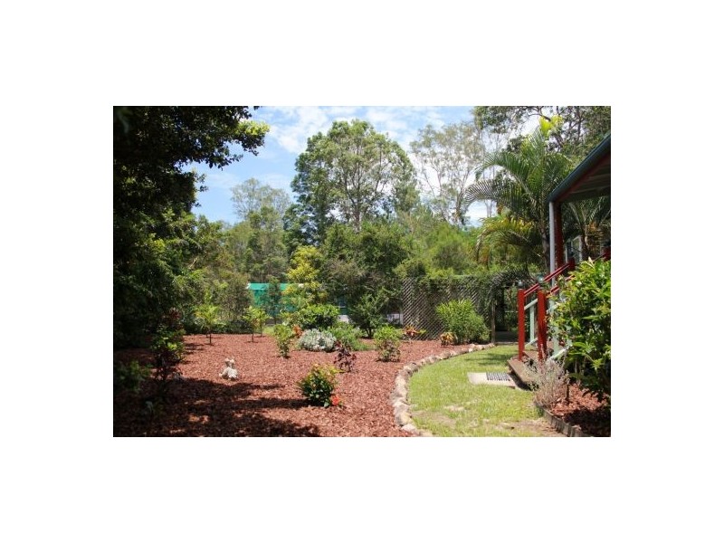 4 Leafy Lane, Mooloolah Valley QLD 4553