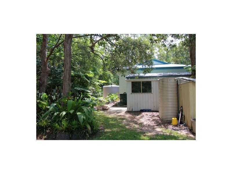 4 Leafy Lane, Mooloolah Valley QLD 4553