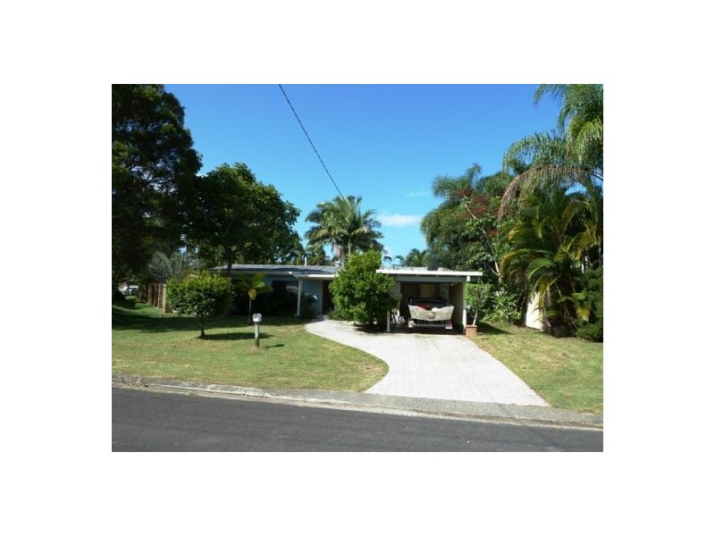 27  Bauhinia Drive, Mooloolaba QLD 4557