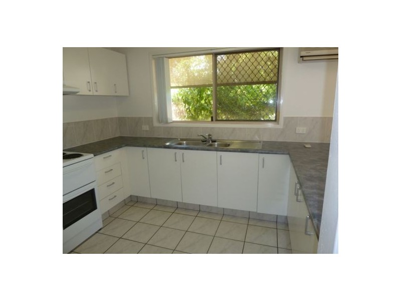 1/20 Goonawarra Drive, Mooloolaba QLD 4557