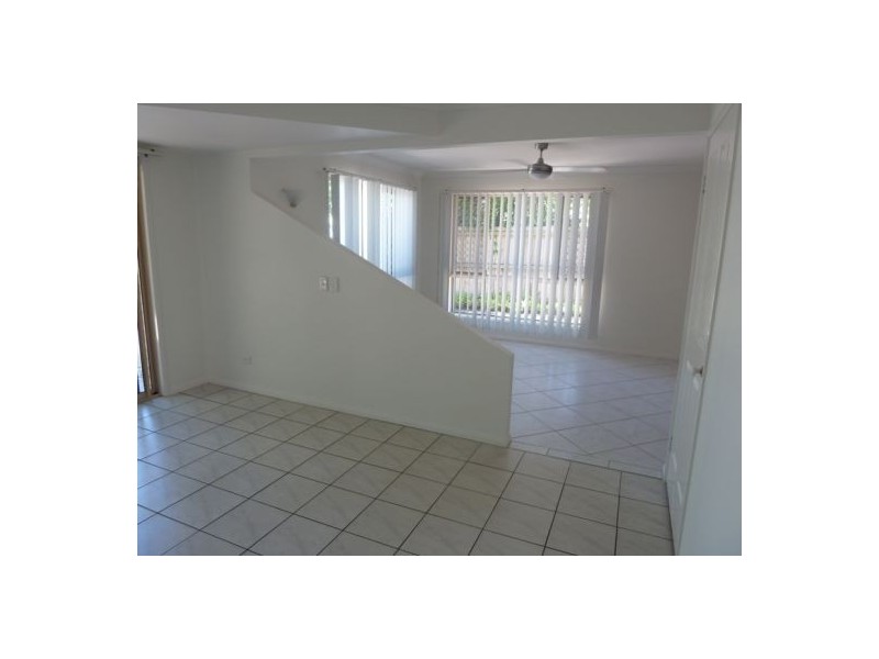 1/20 Goonawarra Drive, Mooloolaba QLD 4557
