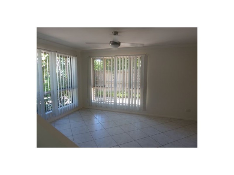 1/20 Goonawarra Drive, Mooloolaba QLD 4557
