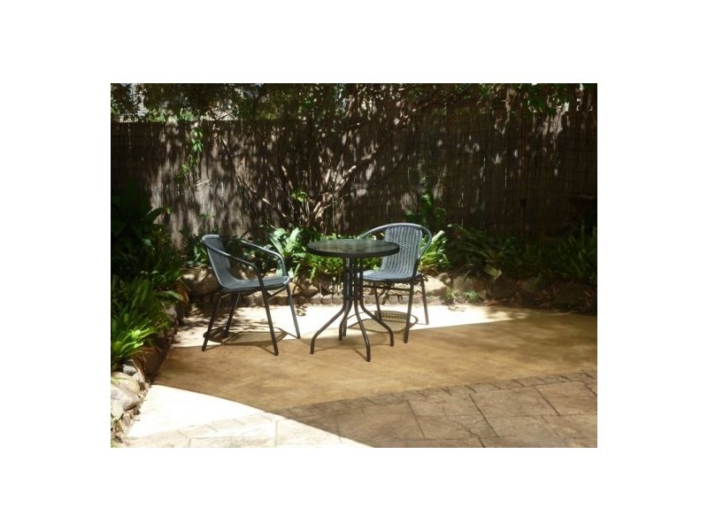 1/20 Goonawarra Drive, Mooloolaba QLD 4557