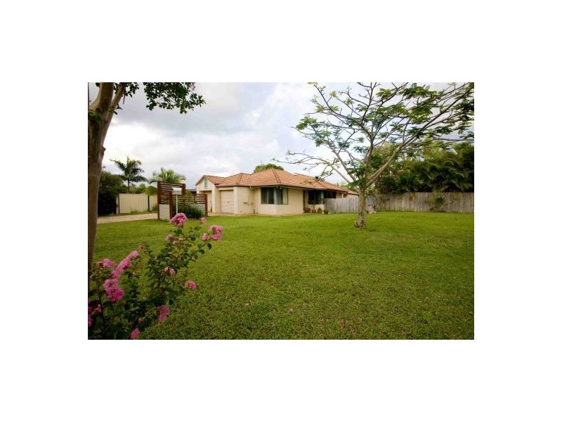 4 Beaverbrook Circuit, Sippy Downs QLD 4556