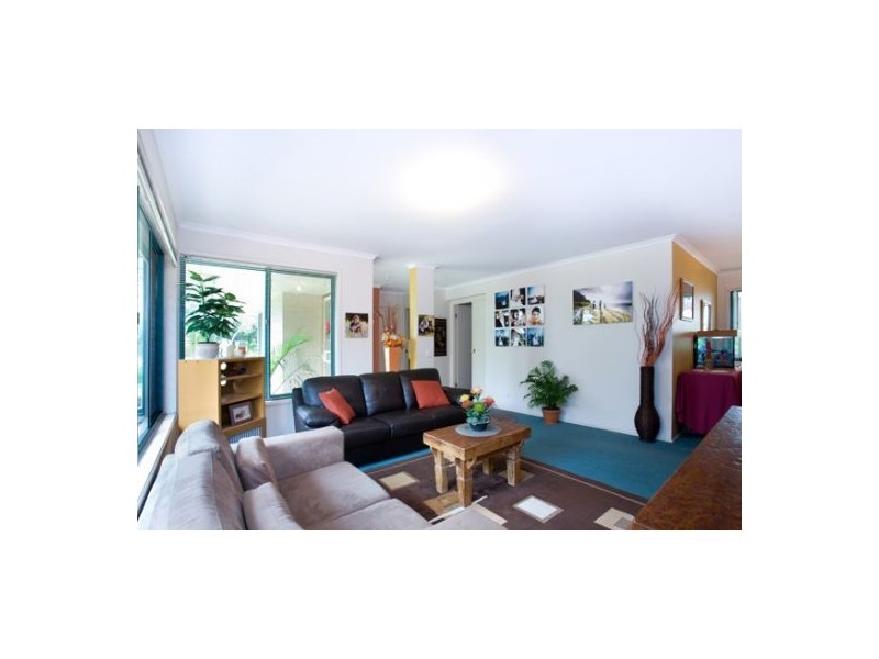 4 Beaverbrook Circuit, Sippy Downs QLD 4556