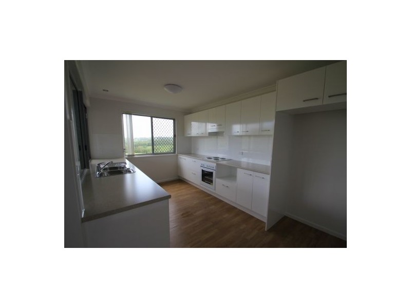 7 Henebery Rd Nth, Nambour QLD 4560