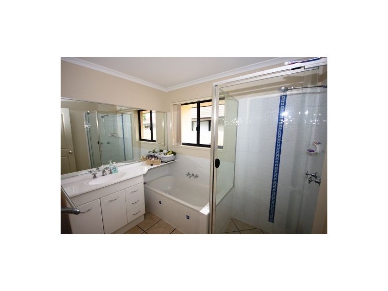 13 Magellan Cr, Sippy Downs QLD 4556
