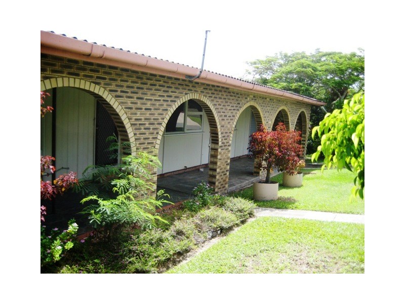 2 Bombala tce, Caloundra QLD 4551