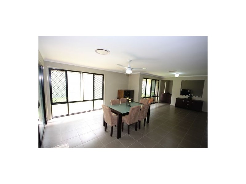 20 Quinine Cr, Mountain Creek QLD 4557