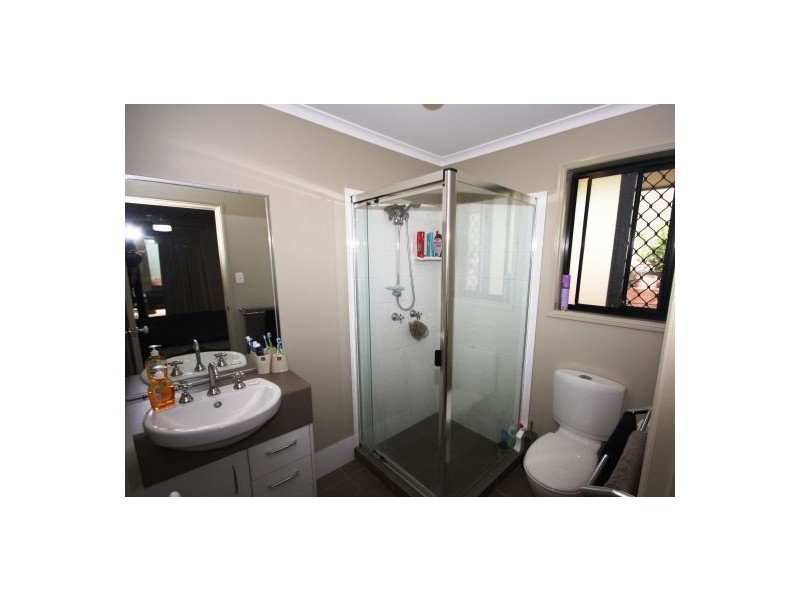 20 Quinine Cr, Mountain Creek QLD 4557