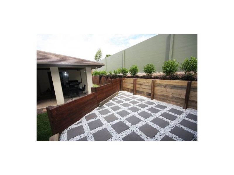 20 Quinine Cr, Mountain Creek QLD 4557