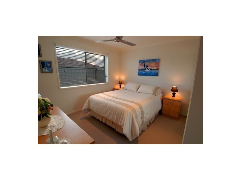 38 Pembroke Av, Pelican Waters QLD 4551
