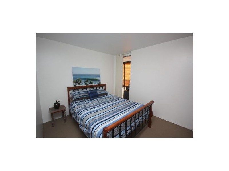 1/41 Bradman Ave, Maroochydore QLD 4558