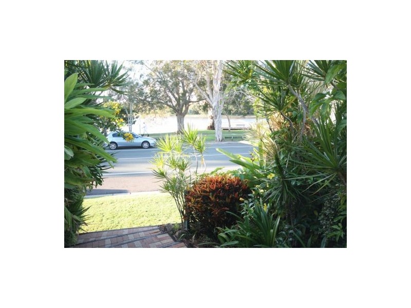 1/41 Bradman Ave, Maroochydore QLD 4558