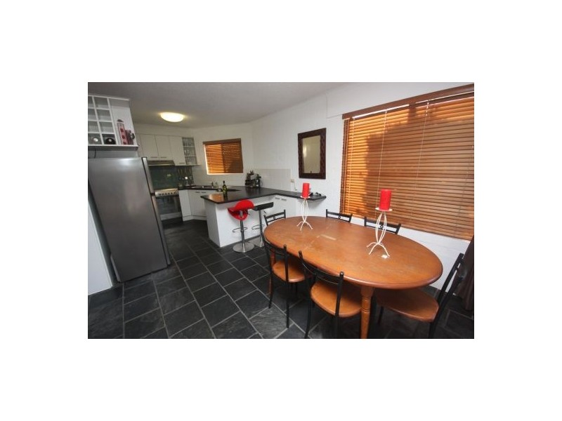 1/41 Bradman Ave, Maroochydore QLD 4558