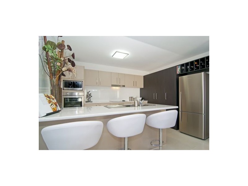 2/1 Cumberland Cr, Little Mountain QLD 4551