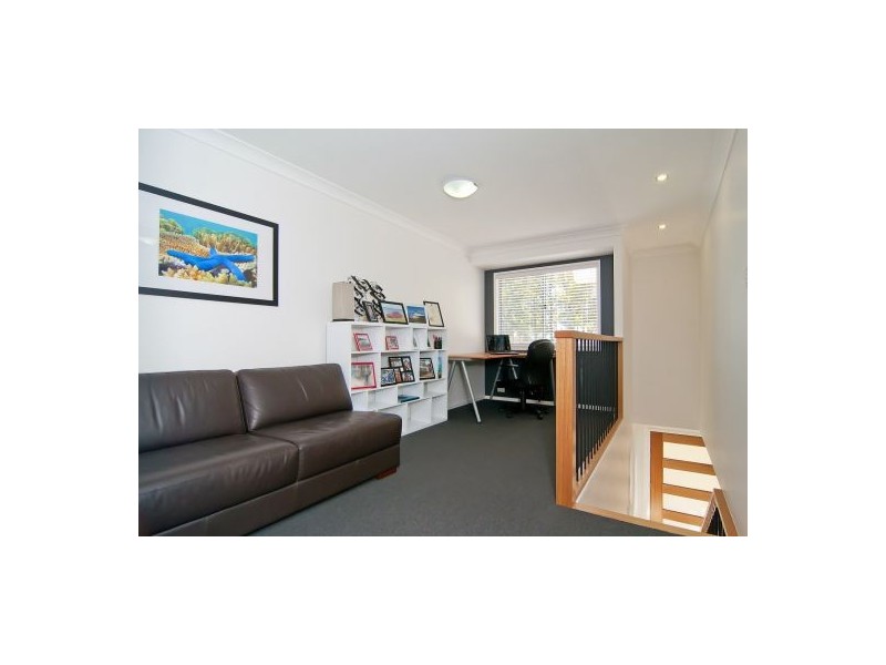 2/1 Cumberland Cr, Little Mountain QLD 4551