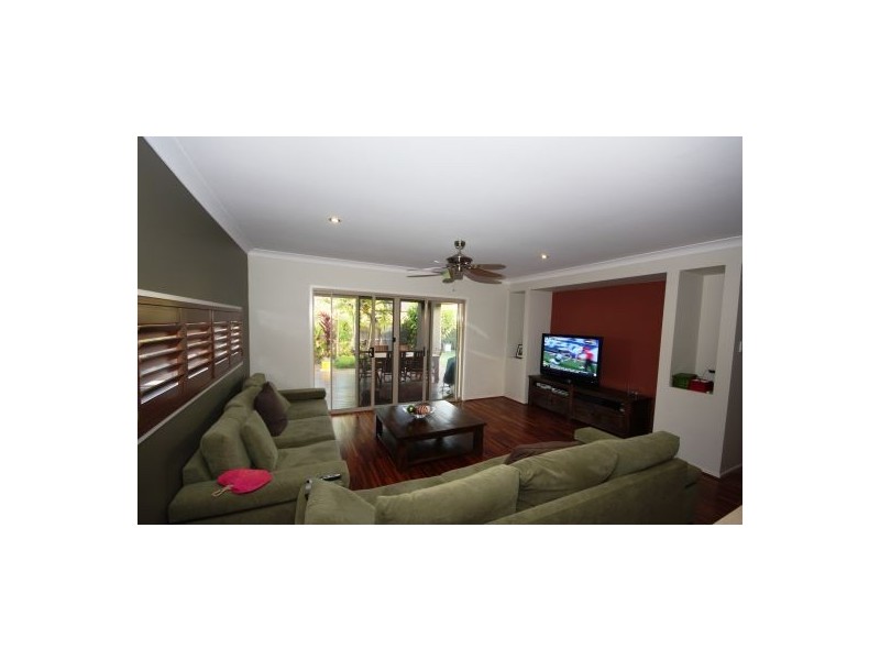 7  Cedarfield Cr, Sippy Downs QLD 4556
