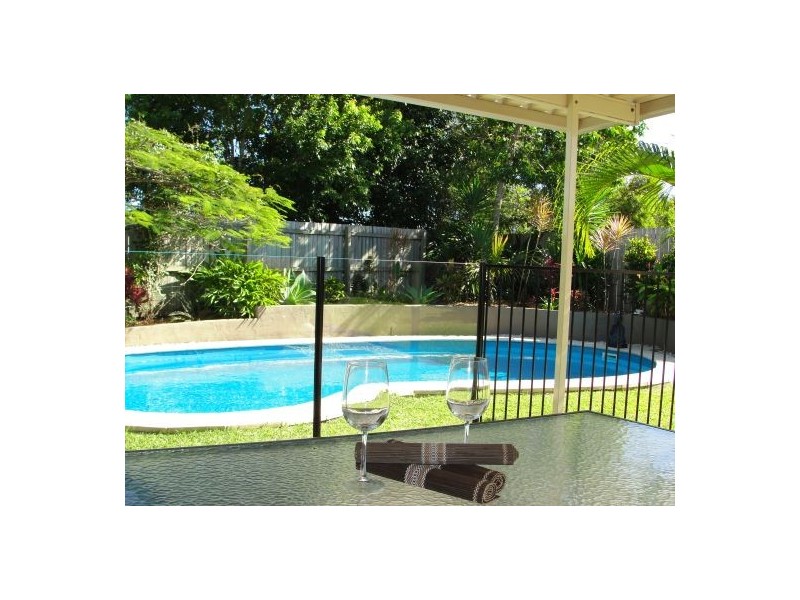 11 Trinity Cr, Sippy Downs QLD 4556