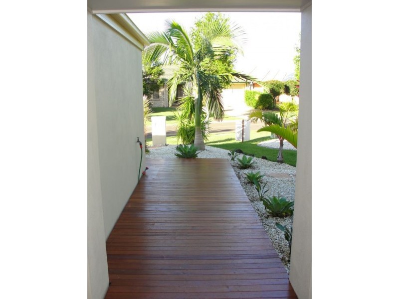 11 Trinity Cr, Sippy Downs QLD 4556