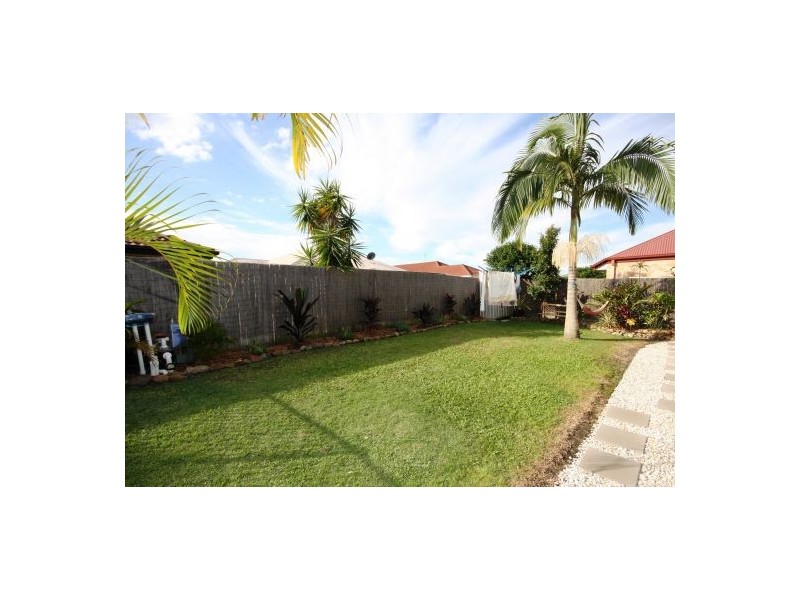 11 Trinity Cr, Sippy Downs QLD 4556