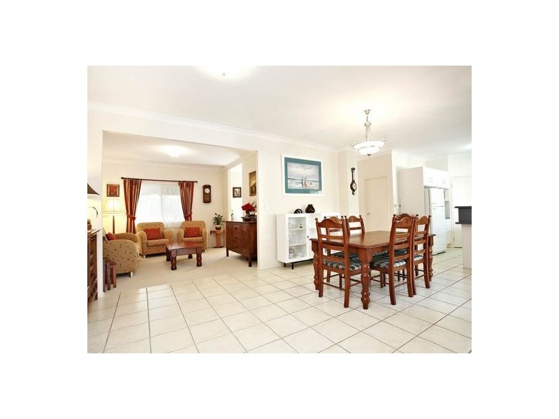 35 Riverside Cct, Bellmere QLD 4510