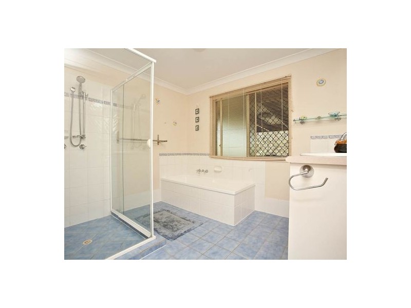 35 Riverside Cct, Bellmere QLD 4510
