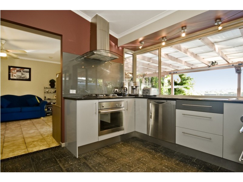 61 Cootamundra Drive, Mountain Creek QLD 4557