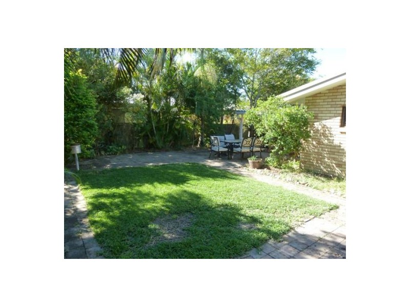 56  Tarcoola Ave, Mooloolaba QLD 4557