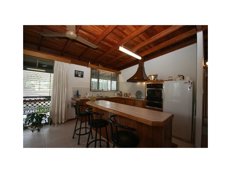 41 Marlin Wy, Tin Can Bay QLD 4580