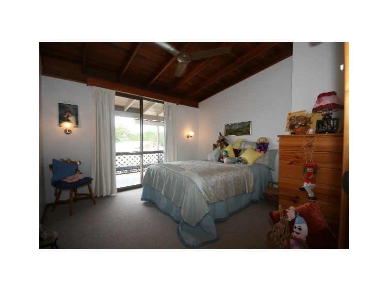 41 Marlin Wy, Tin Can Bay QLD 4580