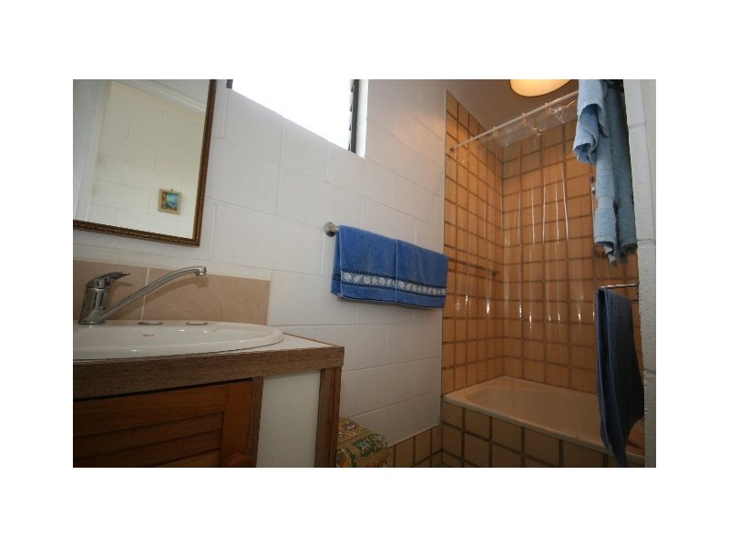 41 Marlin Wy, Tin Can Bay QLD 4580