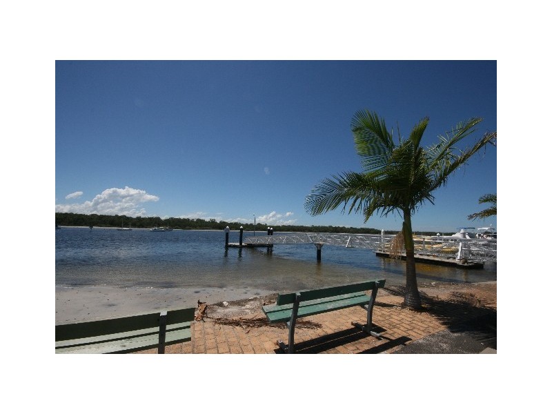 41 Marlin Wy, Tin Can Bay QLD 4580