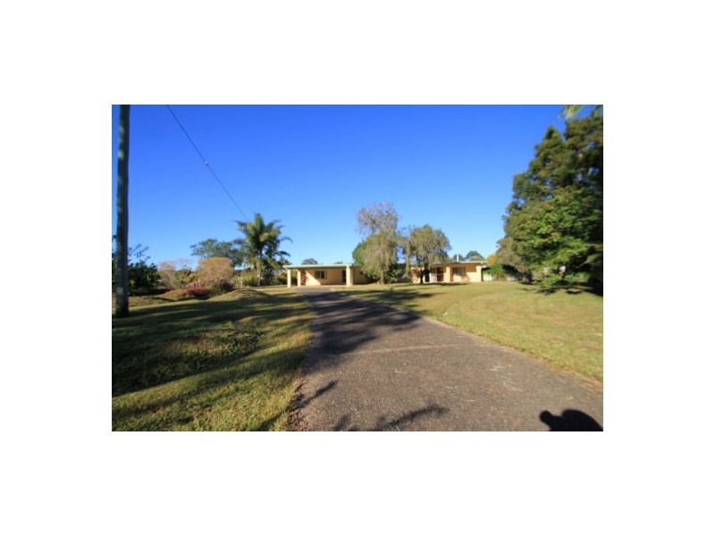 147 Old Gympie Rd, Mooloolah Valley QLD 4553