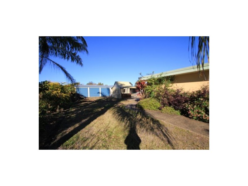 147 Old Gympie Rd, Mooloolah Valley QLD 4553