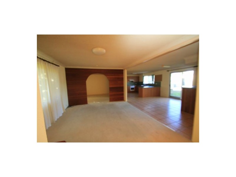 147 Old Gympie Rd, Mooloolah Valley QLD 4553