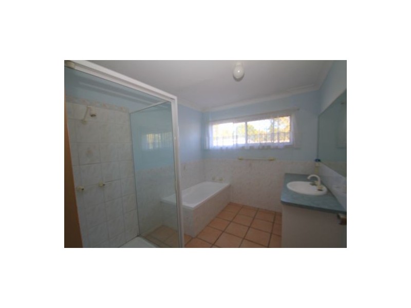 147 Old Gympie Rd, Mooloolah Valley QLD 4553