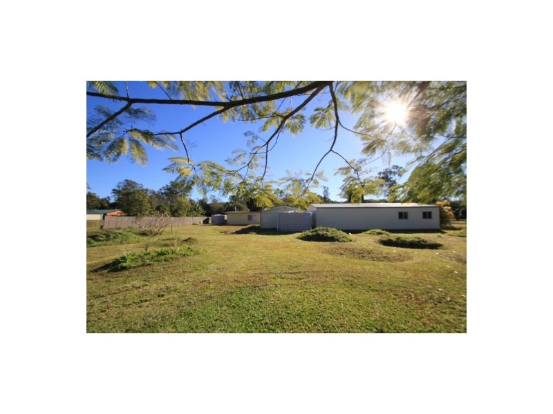 147 Old Gympie Rd, Mooloolah Valley QLD 4553