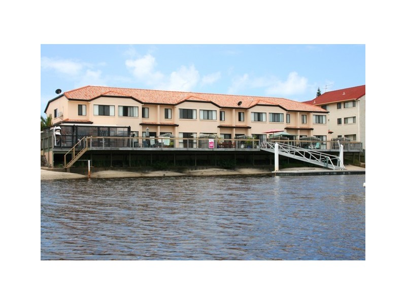 8 YALLANGA PLACE, Mooloolaba QLD 4557