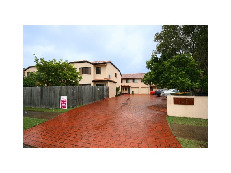 8 YALLANGA PLACE, Mooloolaba QLD 4557