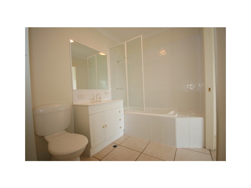 8 YALLANGA PLACE, Mooloolaba QLD 4557