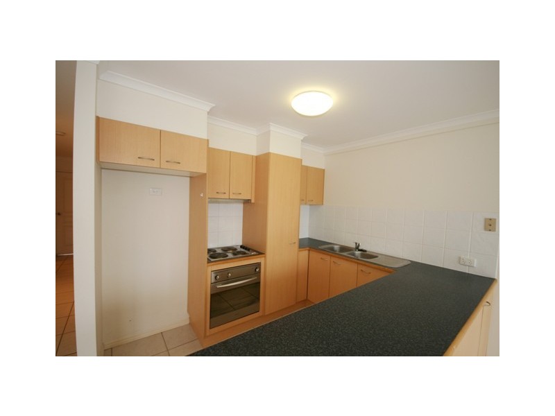 8 YALLANGA PLACE, Mooloolaba QLD 4557