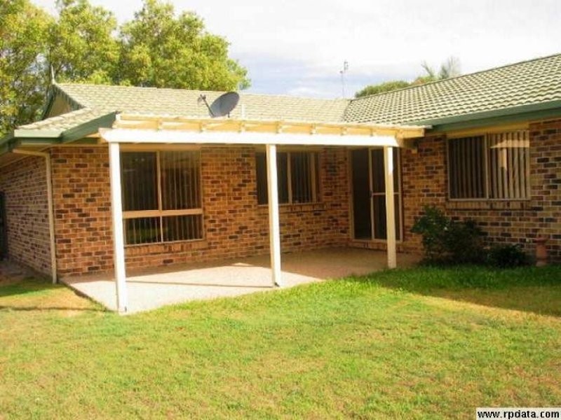 4 Greenway Place, Mountain Creek QLD 4557