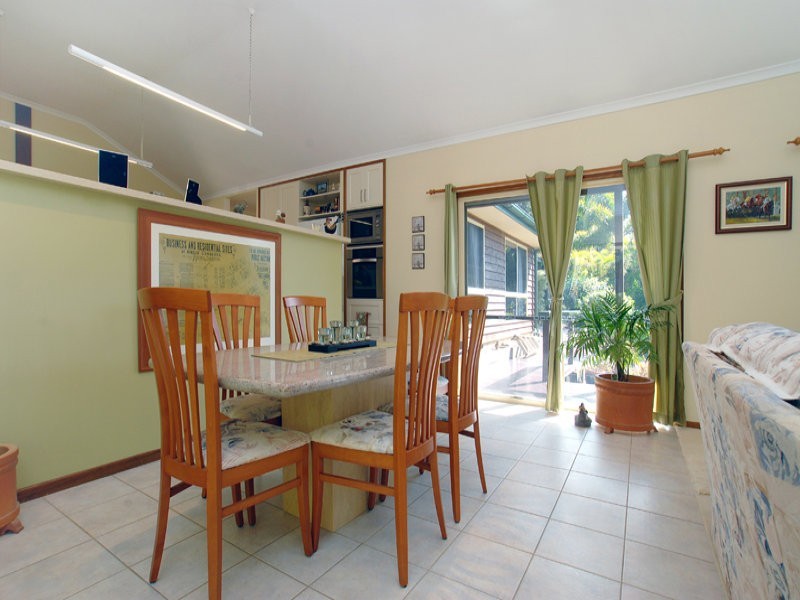 8-16 Seymour Close, Rosemount QLD 4560